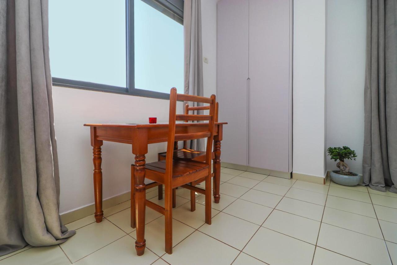 Bora Rooms Himare Exteriör bild