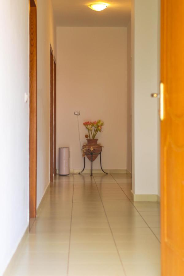 Bora Rooms Himare Exteriör bild