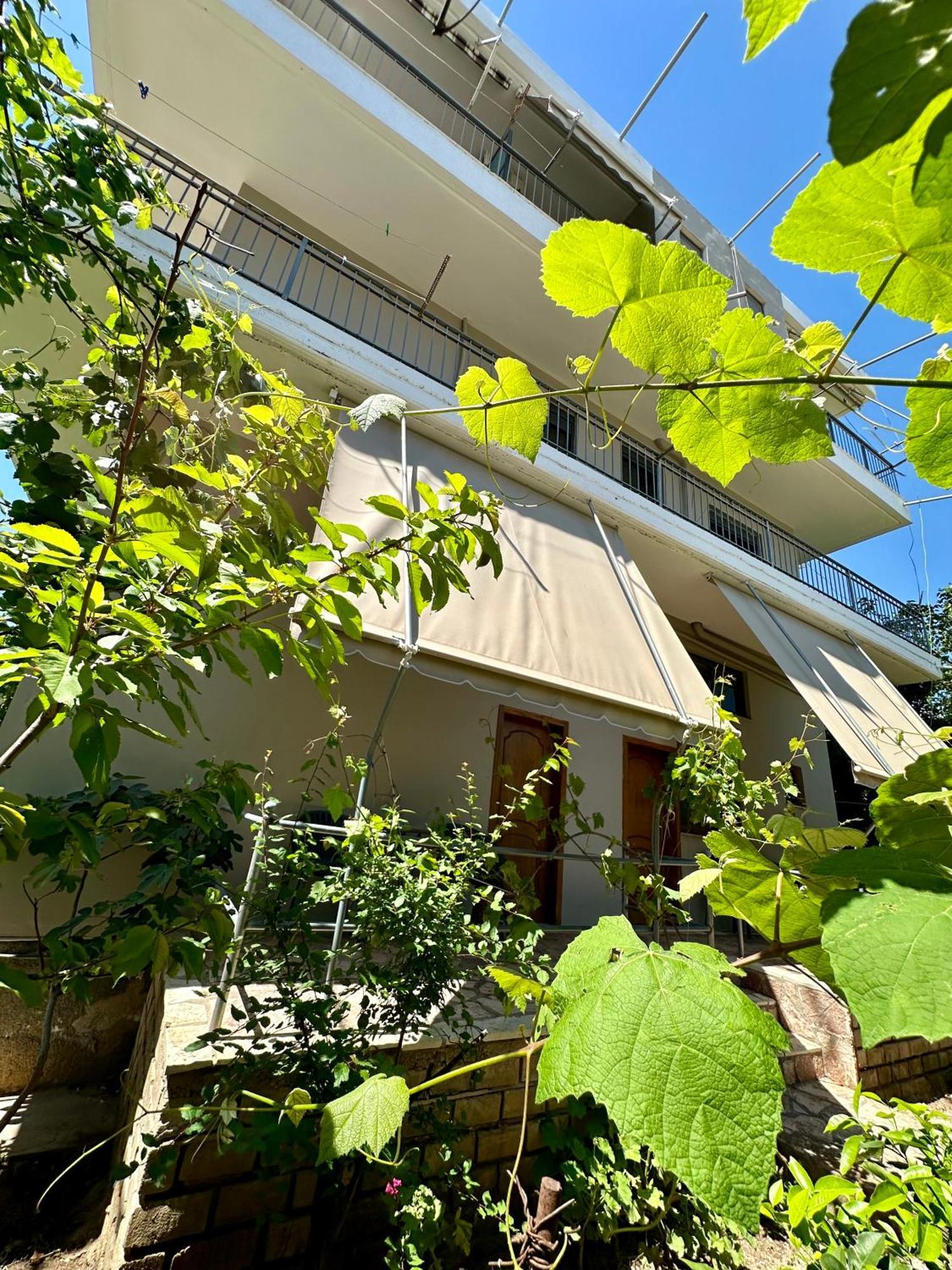 Bora Rooms Himare Exteriör bild